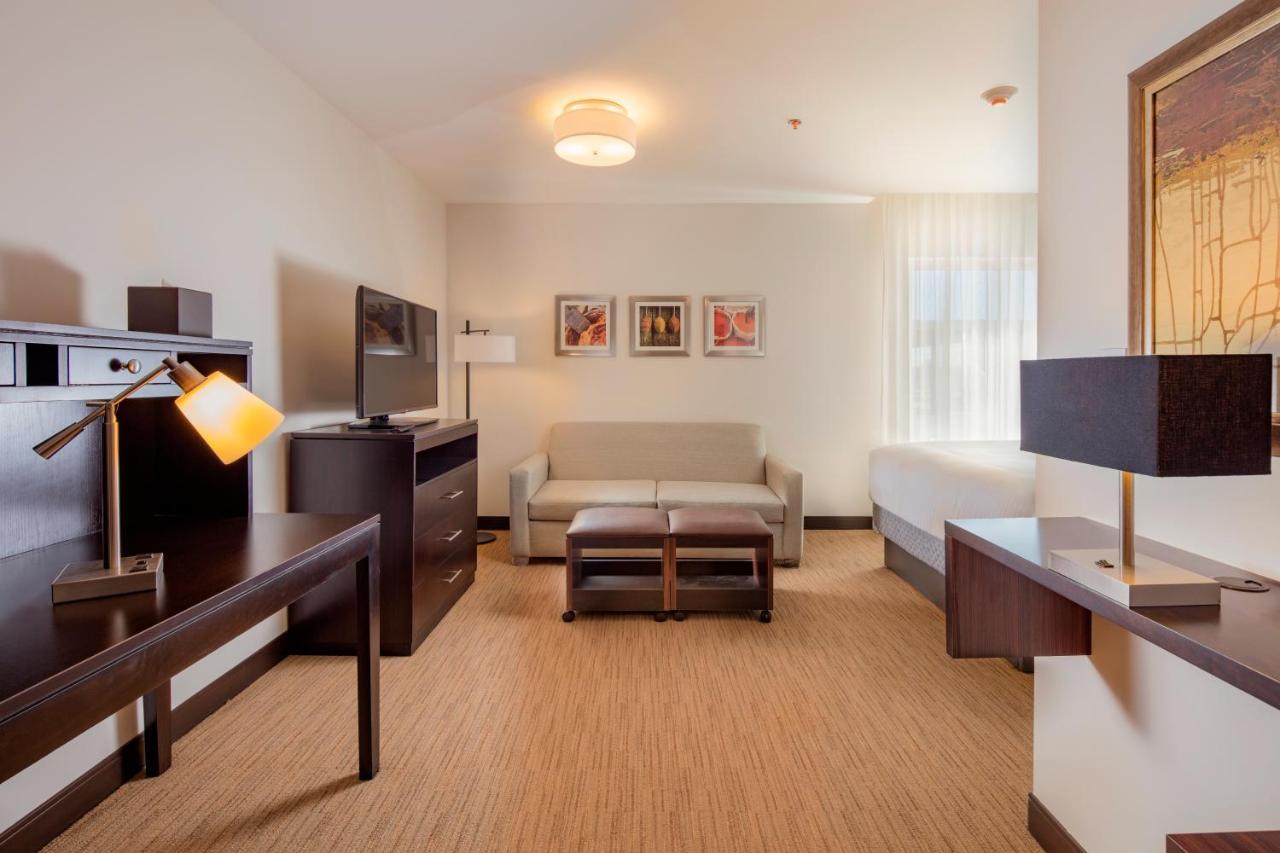Staybridge Suites - Saltillo By Ihg Exteriér fotografie