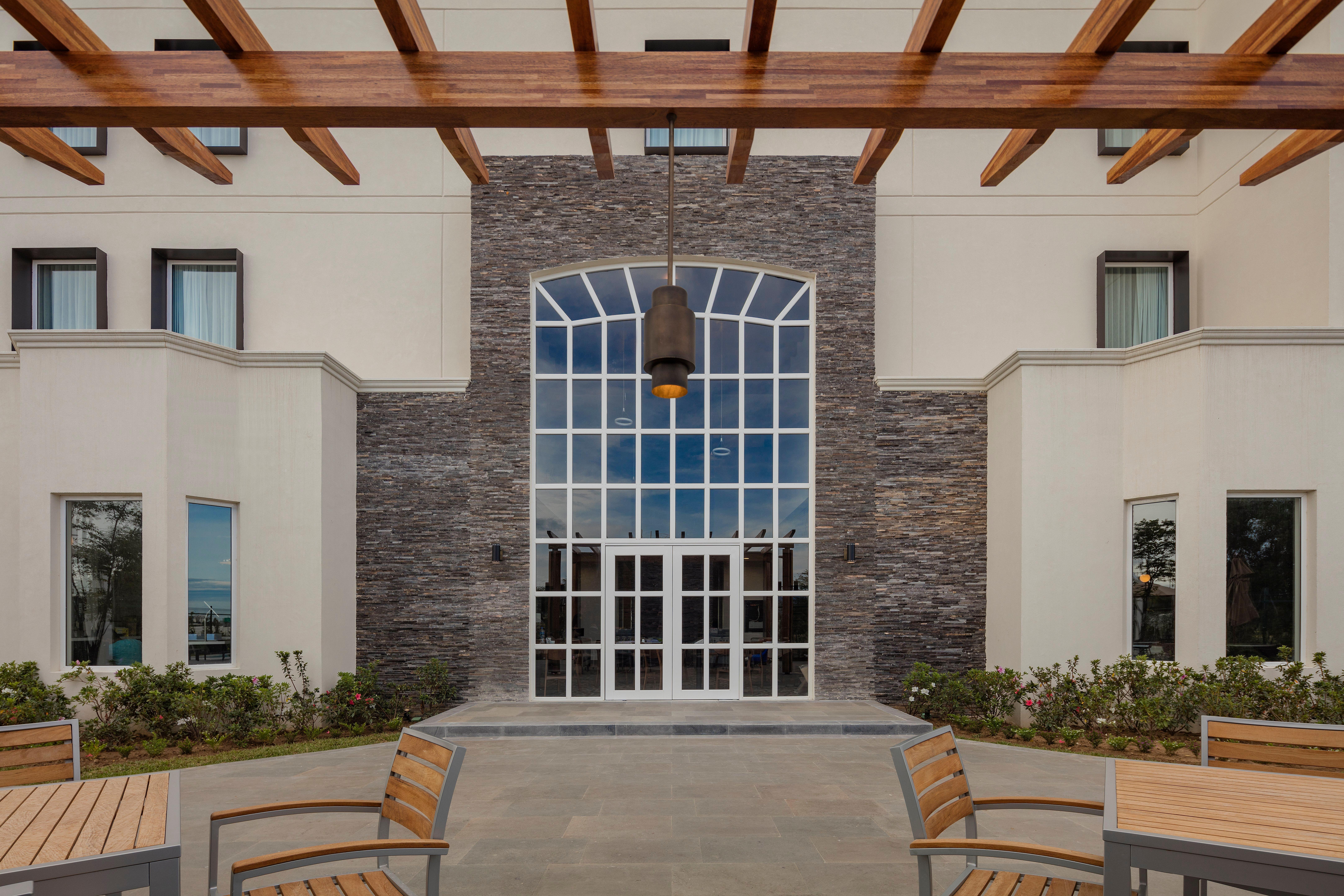Staybridge Suites - Saltillo By Ihg Exteriér fotografie